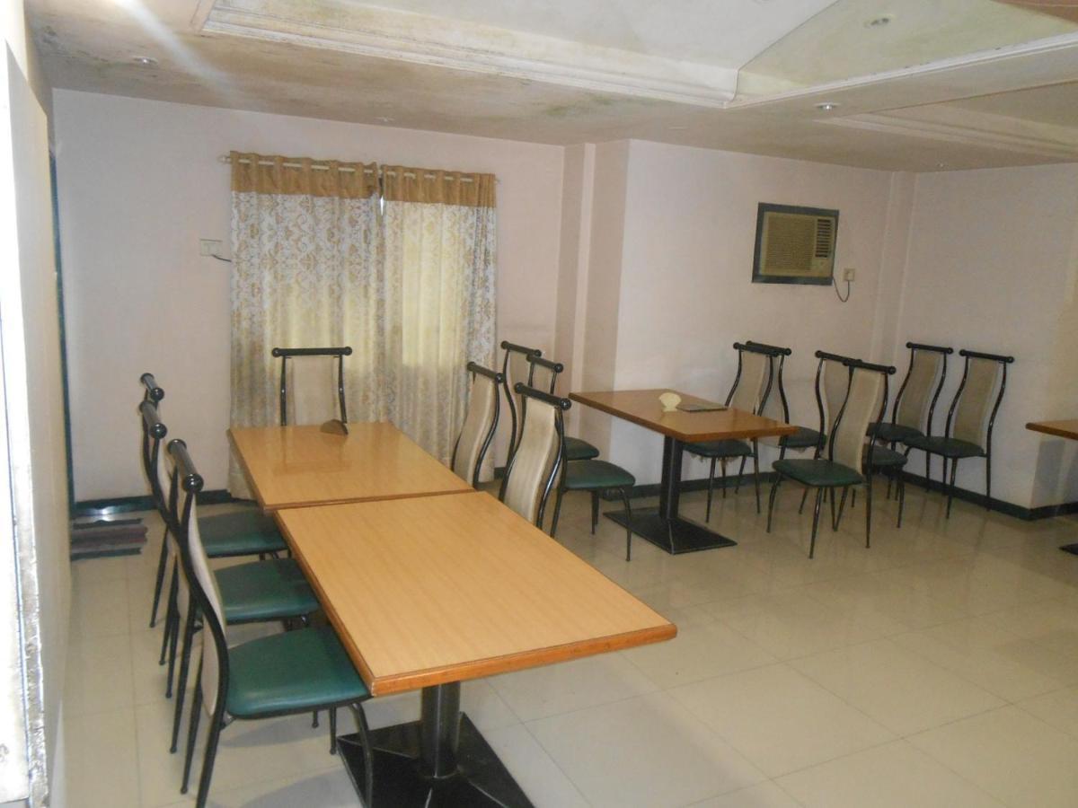 Pooja International Nashik Hotell Eksteriør bilde