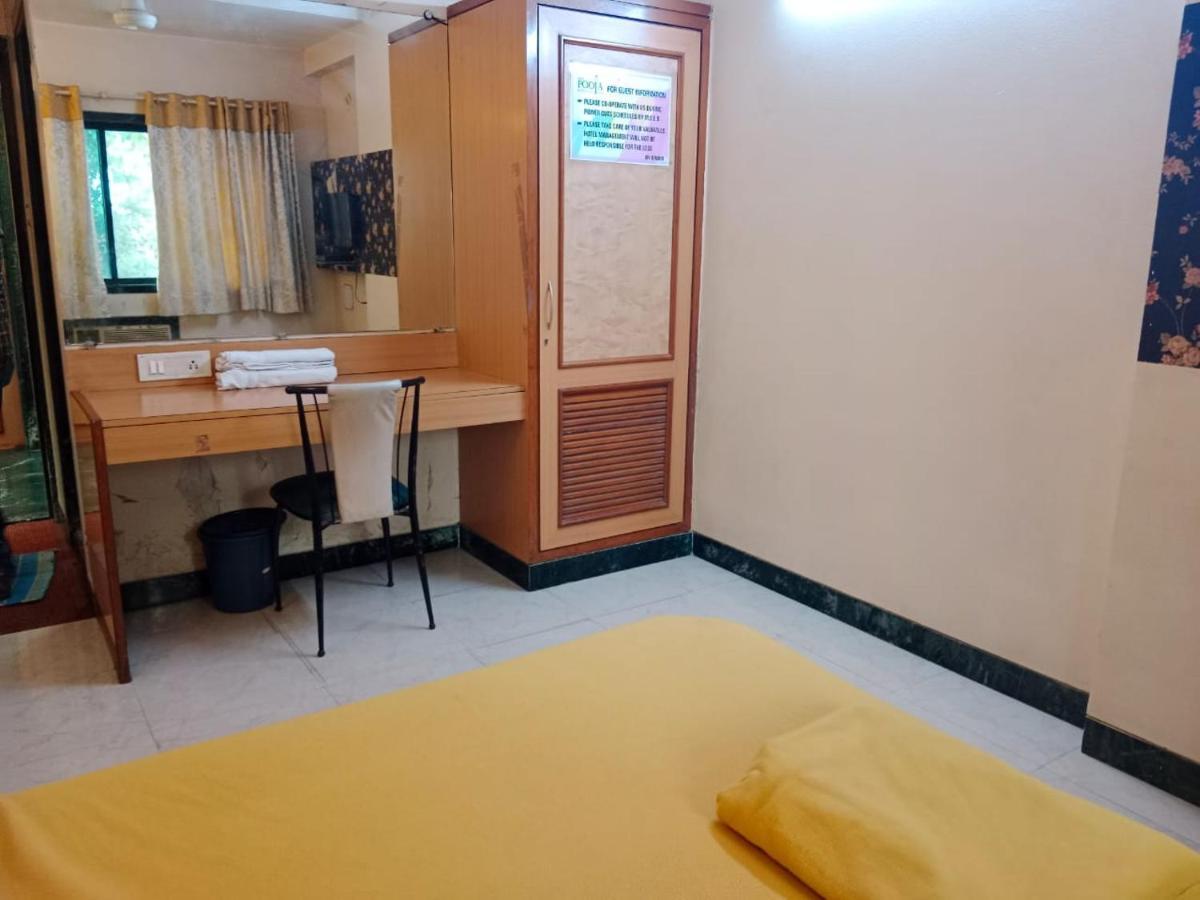 Pooja International Nashik Hotell Eksteriør bilde