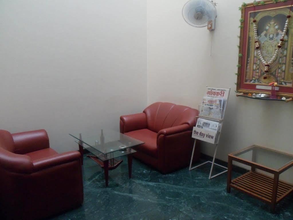 Pooja International Nashik Hotell Eksteriør bilde