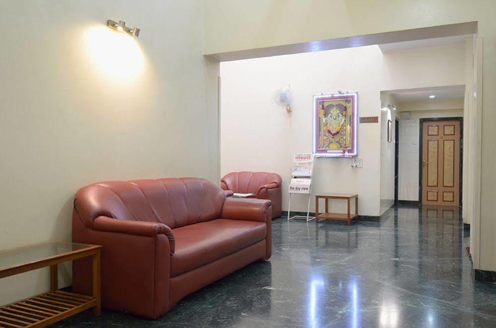Pooja International Nashik Hotell Eksteriør bilde