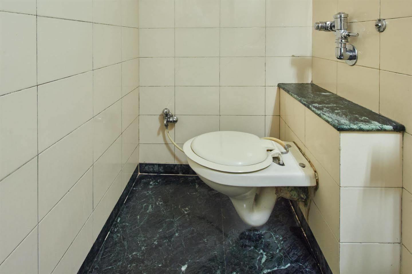 Pooja International Nashik Hotell Eksteriør bilde